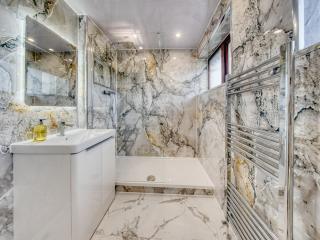 Bathroom renovation by Mersey Bathrooms